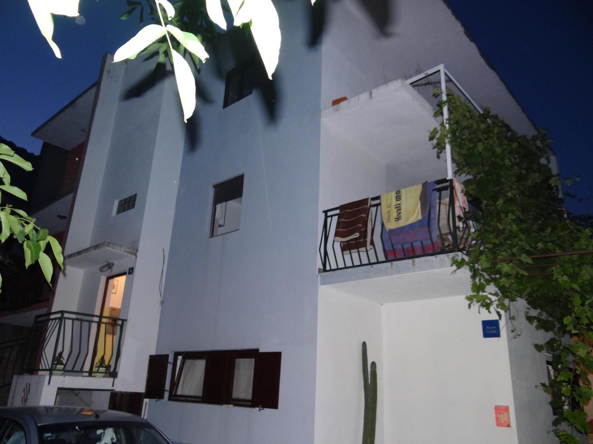 Rajcic Apartman Sobe Omiš Buitenkant foto